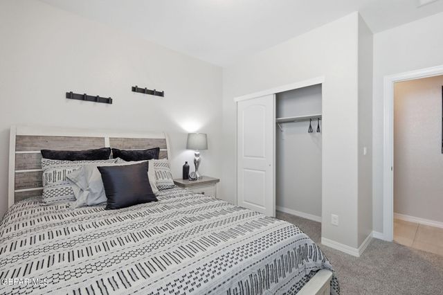 3856 Bubble Place, El Paso, TX 79938