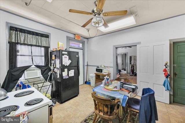 201 N 2ND ST, Pottsville, PA 17901