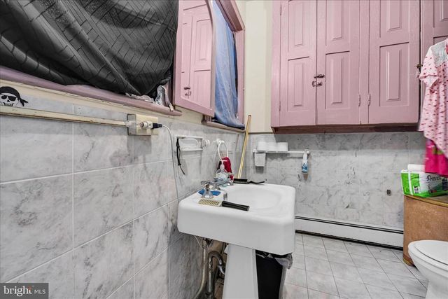 201 N 2ND ST, Pottsville, PA 17901