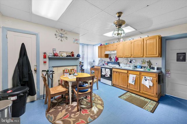 201 N 2ND ST, Pottsville, PA 17901