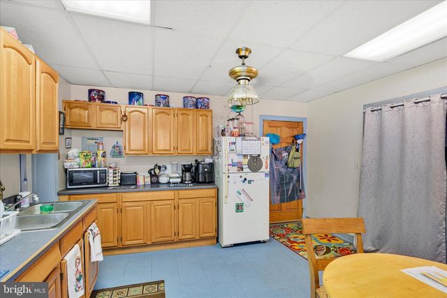 201 N 2ND ST, Pottsville, PA 17901