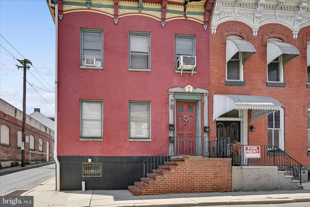 201 N 2ND ST, Pottsville, PA 17901