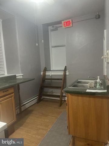 201 N 2ND ST, Pottsville, PA 17901