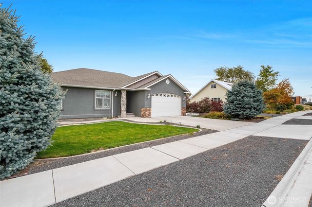 26 Ginkgo Street S, Soap Lake, WA 98851