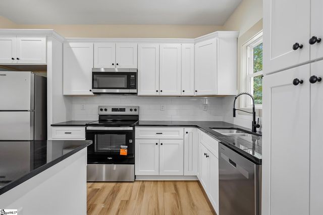 2204 White Street Extension, Anderson, SC 29624