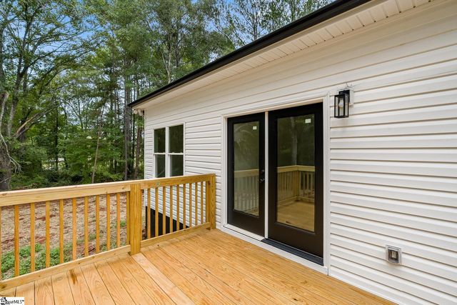 2204 White Street Extension, Anderson, SC 29624