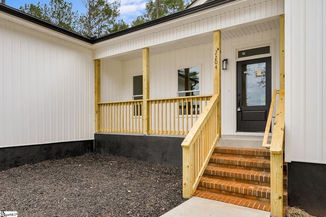 2204 White Street Extension, Anderson, SC 29624