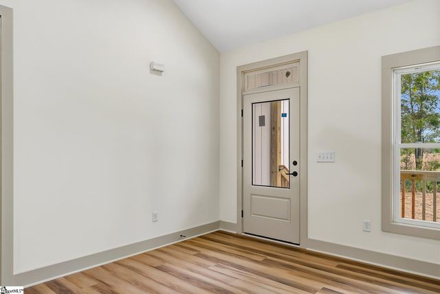 2204 White Street Extension, Anderson, SC 29624