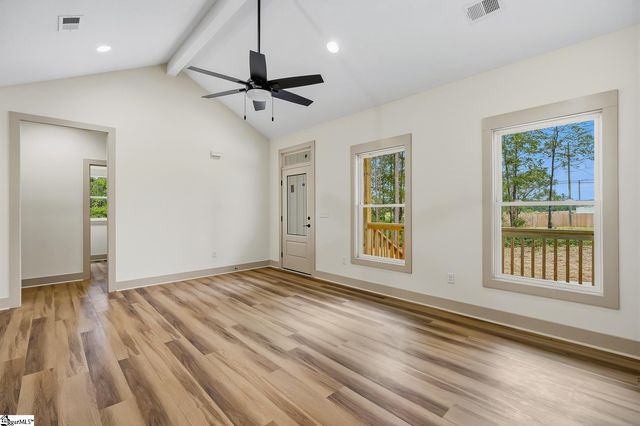 2204 White Street Extension, Anderson, SC 29624