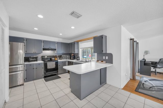 1333 SE Bayharbor Street, Port St. Lucie, Port St Lucie, FL 34983