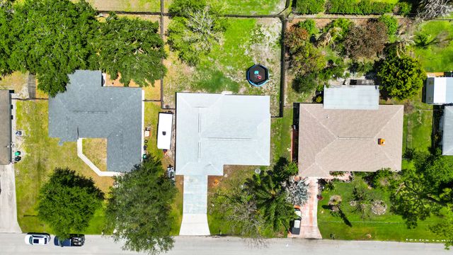 1333 SE Bayharbor Street, Port St. Lucie, Port St Lucie, FL 34983