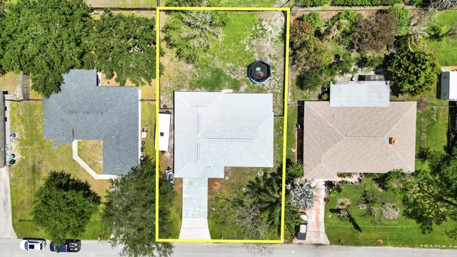 1333 SE Bayharbor Street, Port St. Lucie, Port St Lucie, FL 34983