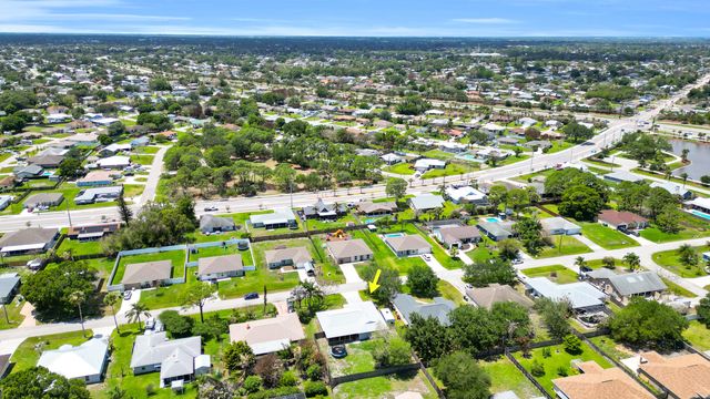 1333 SE Bayharbor Street, Port St. Lucie, Port St Lucie, FL 34983