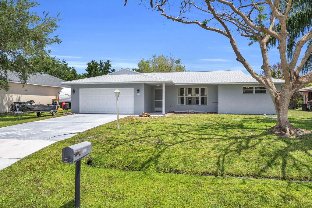 1333 SE Bayharbor Street, Port St. Lucie, Port St Lucie, FL 34983