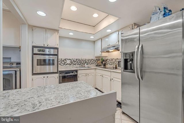 40 RITTENHOUSE DR, Willingboro, NJ 08046