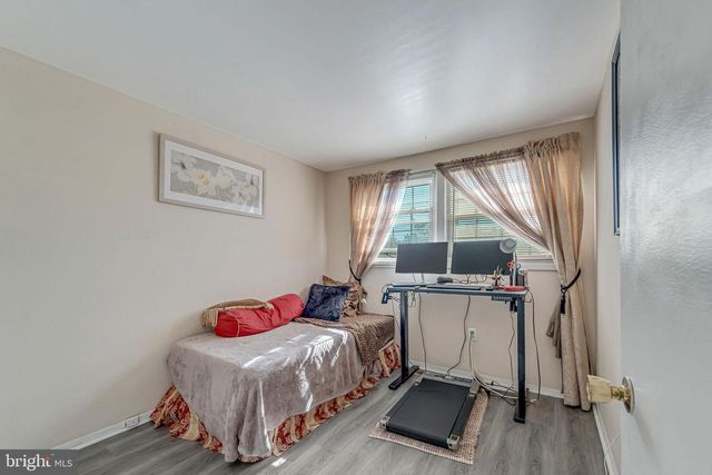 40 RITTENHOUSE DR, Willingboro, NJ 08046