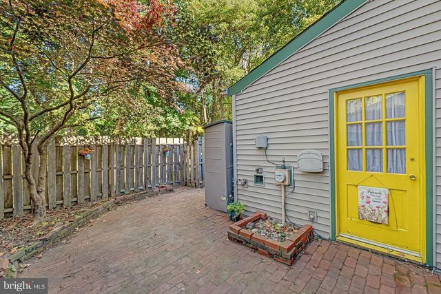 40 RITTENHOUSE DR, Willingboro, NJ 08046