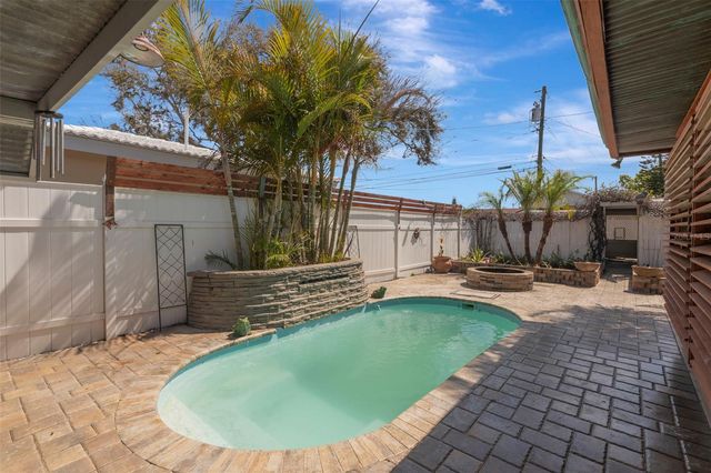 101 S MAYWOOD AVENUE, Clearwater, FL 33765