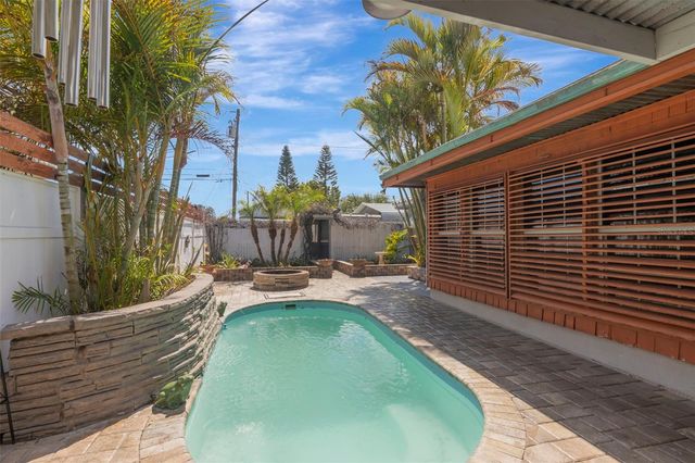 101 S MAYWOOD AVENUE, Clearwater, FL 33765