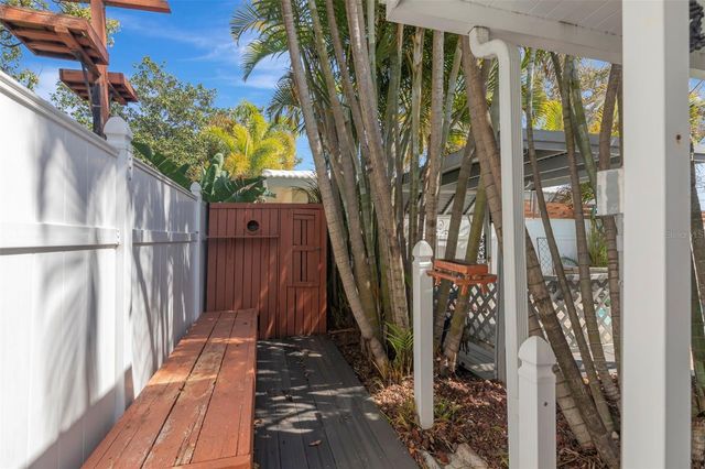 101 S MAYWOOD AVENUE, Clearwater, FL 33765