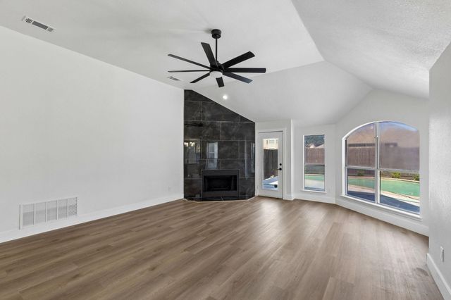 305 Droinwich Circle, Allen, TX 75002