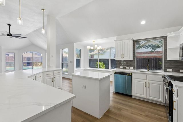 305 Droinwich Circle, Allen, TX 75002