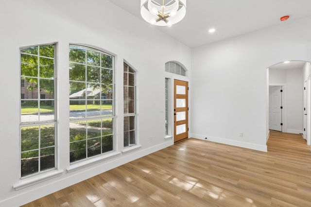 305 Droinwich Circle, Allen, TX 75002