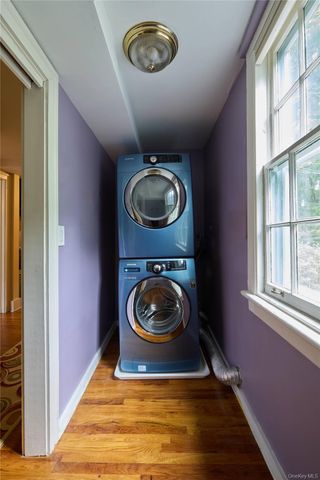 1641 Northern Boulevard, Roslyn, NY 11576