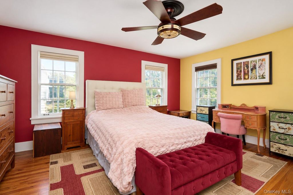 1641 Northern Boulevard, Roslyn, NY 11576 — photo 3