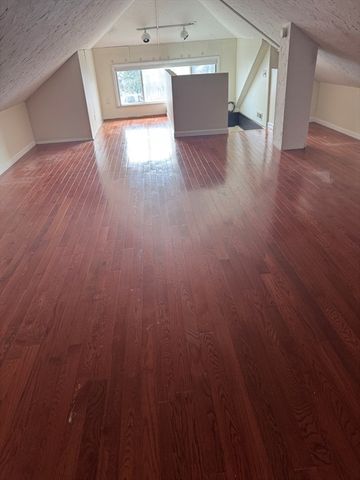 28 Early Ave 28, Medford, MA 02155