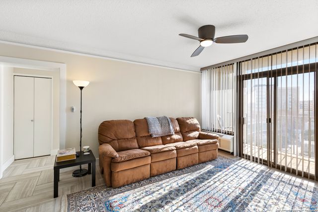 7701 Wurzbach Rd Apt 1701, San Antonio, TX 78229