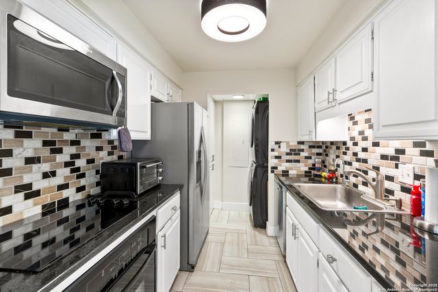 7701 Wurzbach Rd Apt 1701, San Antonio, TX 78229