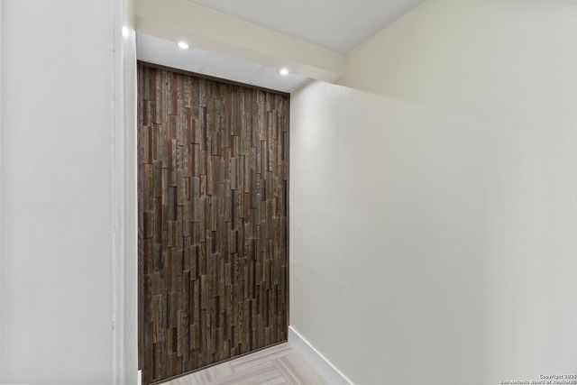 7701 Wurzbach Rd Apt 1701, San Antonio, TX 78229