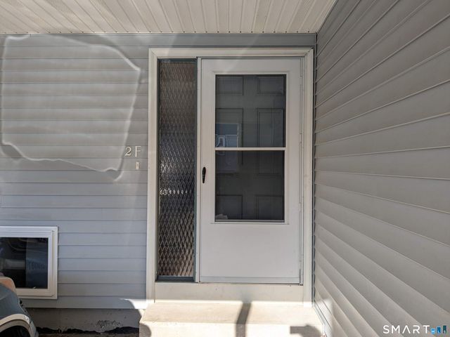 50 E. Hill Road 2F, Canton, CT 06019