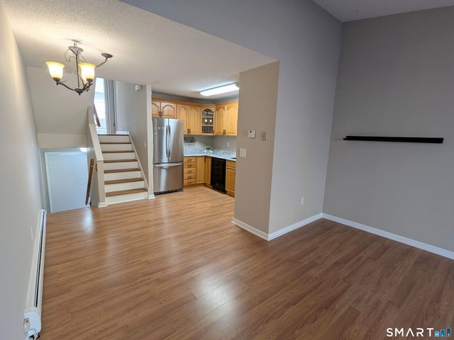 50 E. Hill Road 2F, Canton, CT 06019