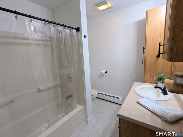 50 E. Hill Road 2F, Canton, CT 06019
