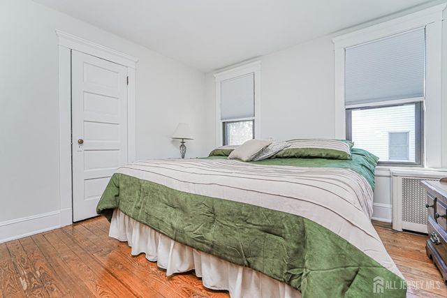 12 Fox Road, Edison, NJ 08817