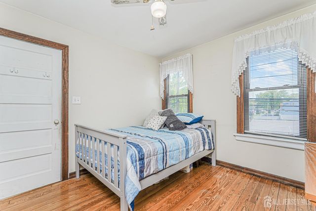 12 Fox Road, Edison, NJ 08817