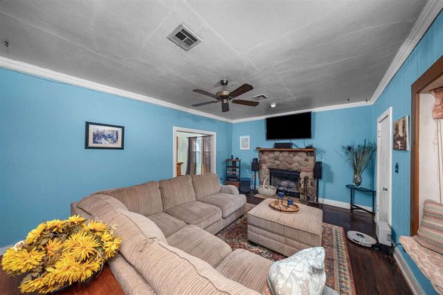 908 NW Arlington Ave, Lawton, OK 73507