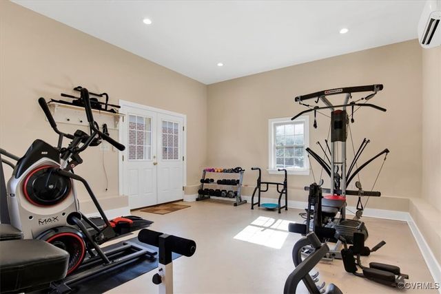 11701 Johnson Rd, South Prince George, VA 23805