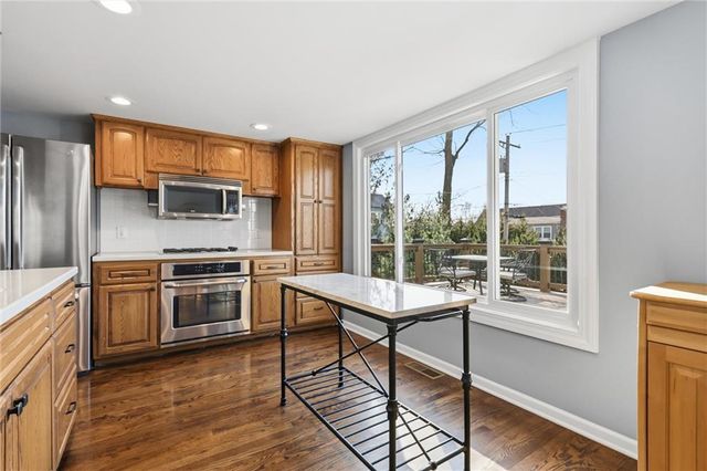 8808 Horton Drive, Overland Park, KS 66207