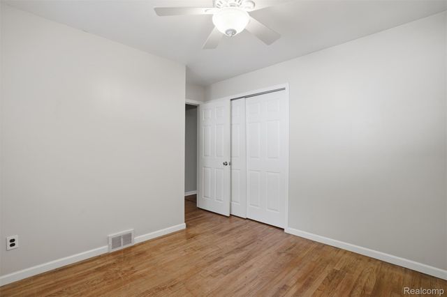 36273 Margareta Street, Livonia, MI 48152