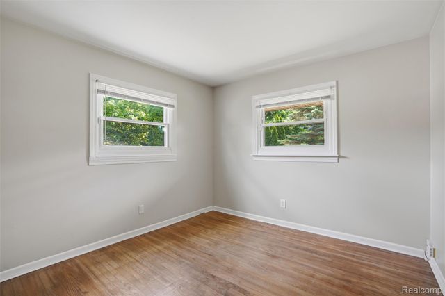 36273 Margareta Street, Livonia, MI 48152