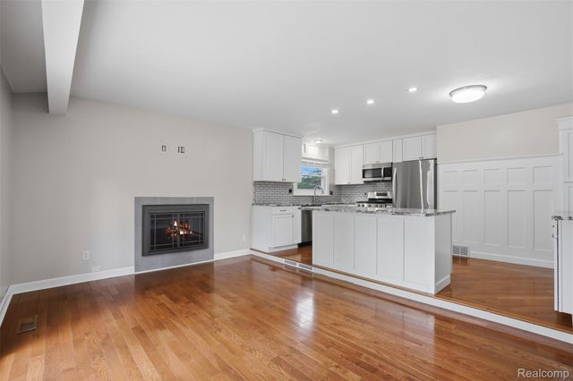 36273 Margareta Street, Livonia, MI 48152