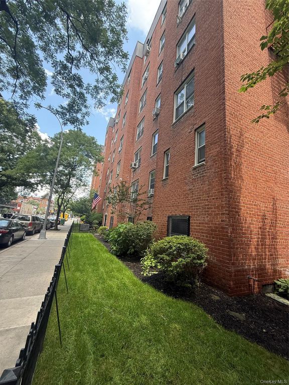 33-15 81st Street 6E, Elmhurst, NY 11372 — photo 3