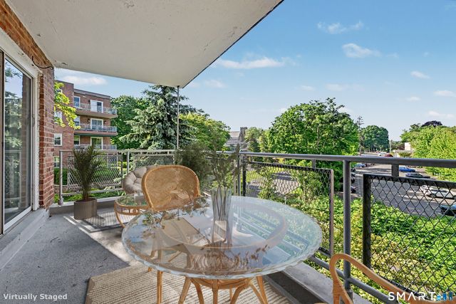 1 Putnam Hill, Greenwich, CT 06830