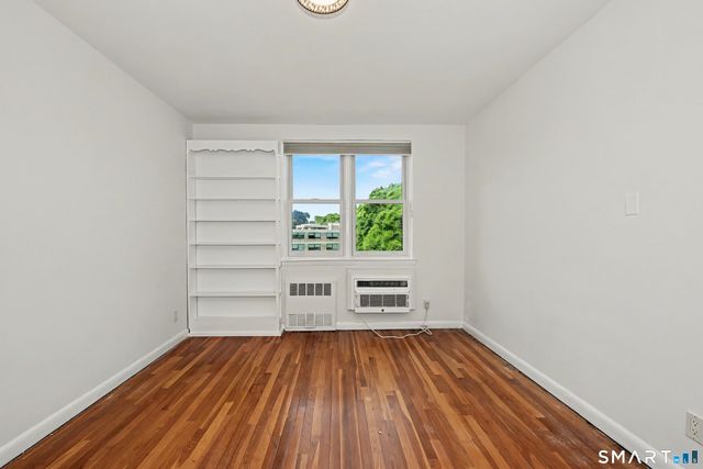 1 Putnam Hill, Greenwich, CT 06830