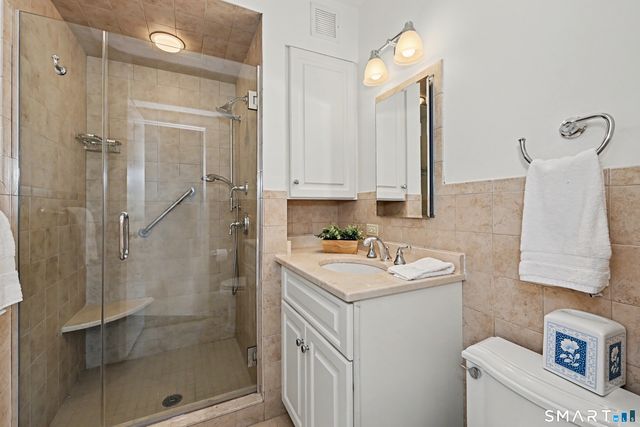 1 Putnam Hill, Greenwich, CT 06830