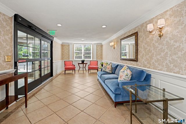 1 Putnam Hill, Greenwich, CT 06830