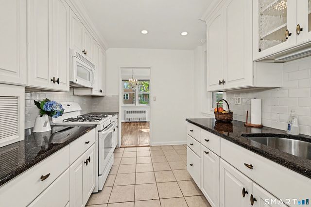 1 Putnam Hill, Greenwich, CT 06830